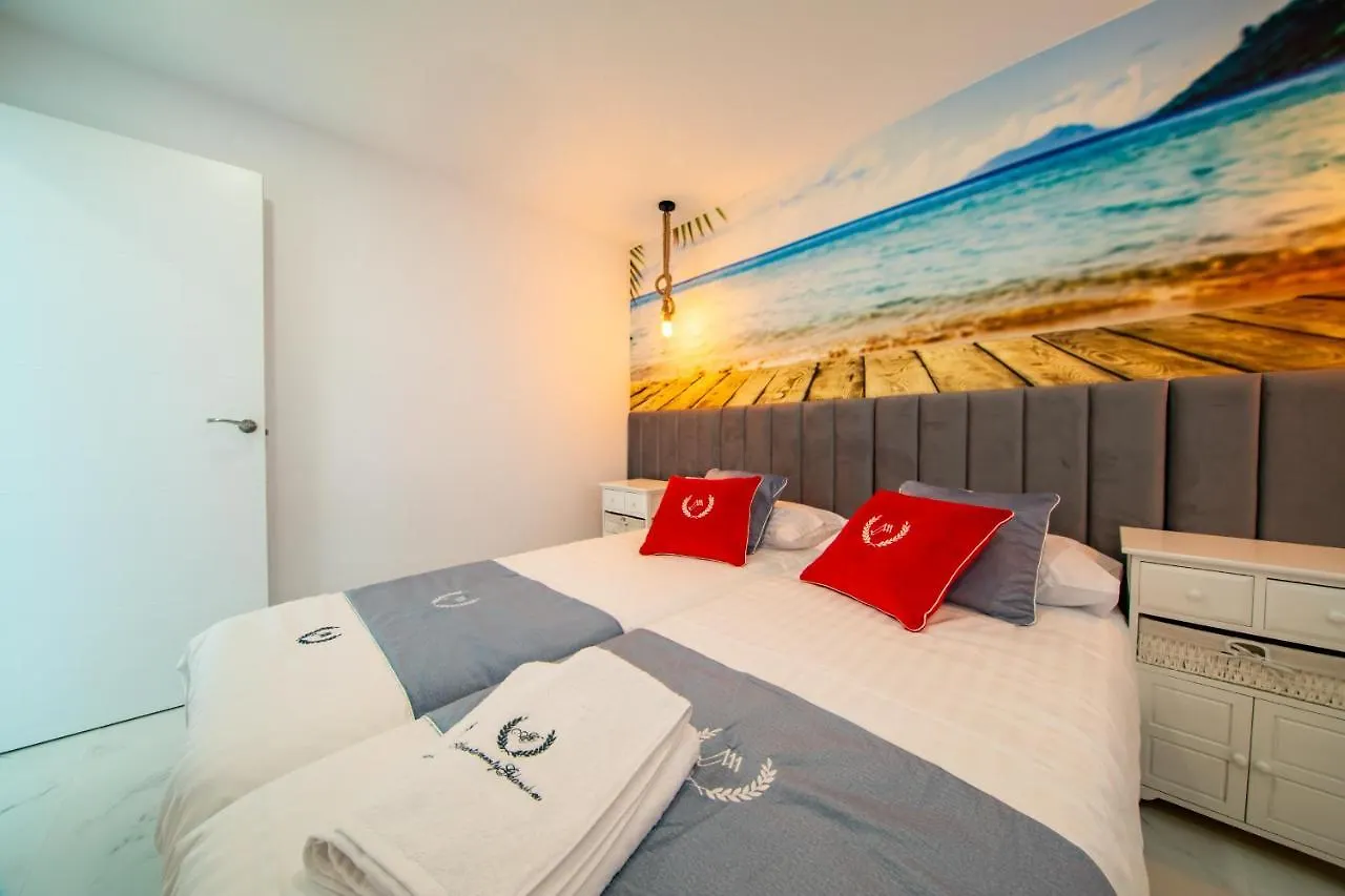 Ponderosa 615: Oceanview Apartment Near Siam Park Playa de las Americas  Playa de las Americas (Tenerife)
